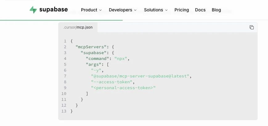 2025년 Supabase 공식 안내의 Cursor mcp.json 예제에 npx 명령과 토큰 자리 표시자가 보이는 화면